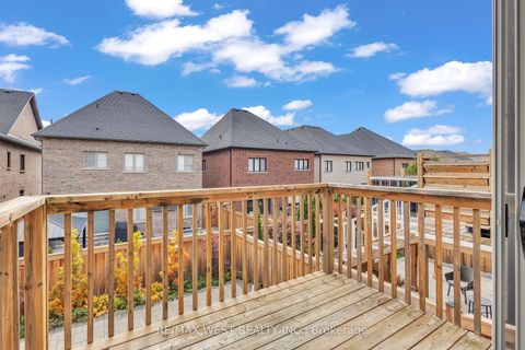 Photo 18 at 61 Zenith Avenue, Kleinburg, Vaughan