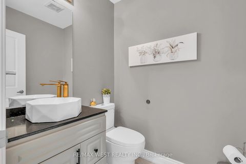 Photo 19 at 61 Zenith Avenue, Kleinburg, Vaughan
