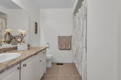 Photo 26 at 61 Zenith Avenue, Kleinburg, Vaughan