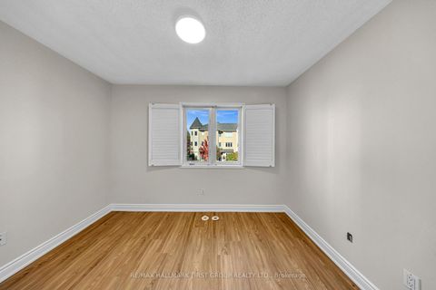 Photo 14 at 102 - 29 Rosebank Drive, Malvern, Toronto