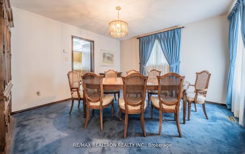 Photo 9 at 4 Edmund Seager Drive, Uplands, Vaughan