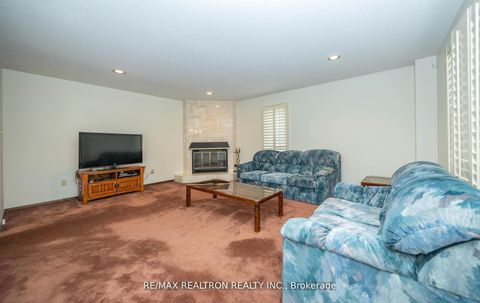 Photo 11 at 4 Edmund Seager Drive, Uplands, Vaughan