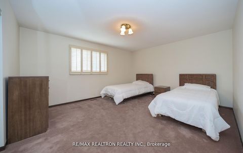 Photo 28 at 4 Edmund Seager Drive, Uplands, Vaughan