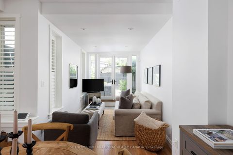 Photo 15 at 116 Shaftesbury Avenue, Moore Park, Toronto