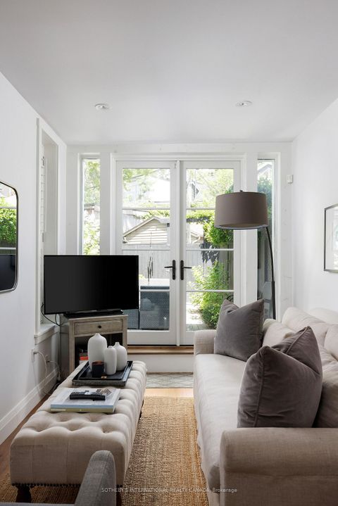 Photo 17 at 116 Shaftesbury Avenue, Moore Park, Toronto