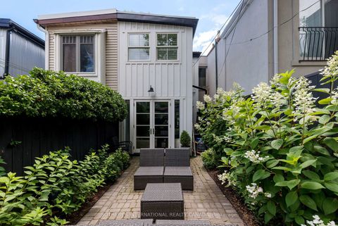 Photo 21 at 116 Shaftesbury Avenue, Moore Park, Toronto