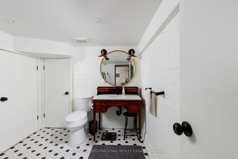 Photo 35 at 116 Shaftesbury Avenue, Moore Park, Toronto