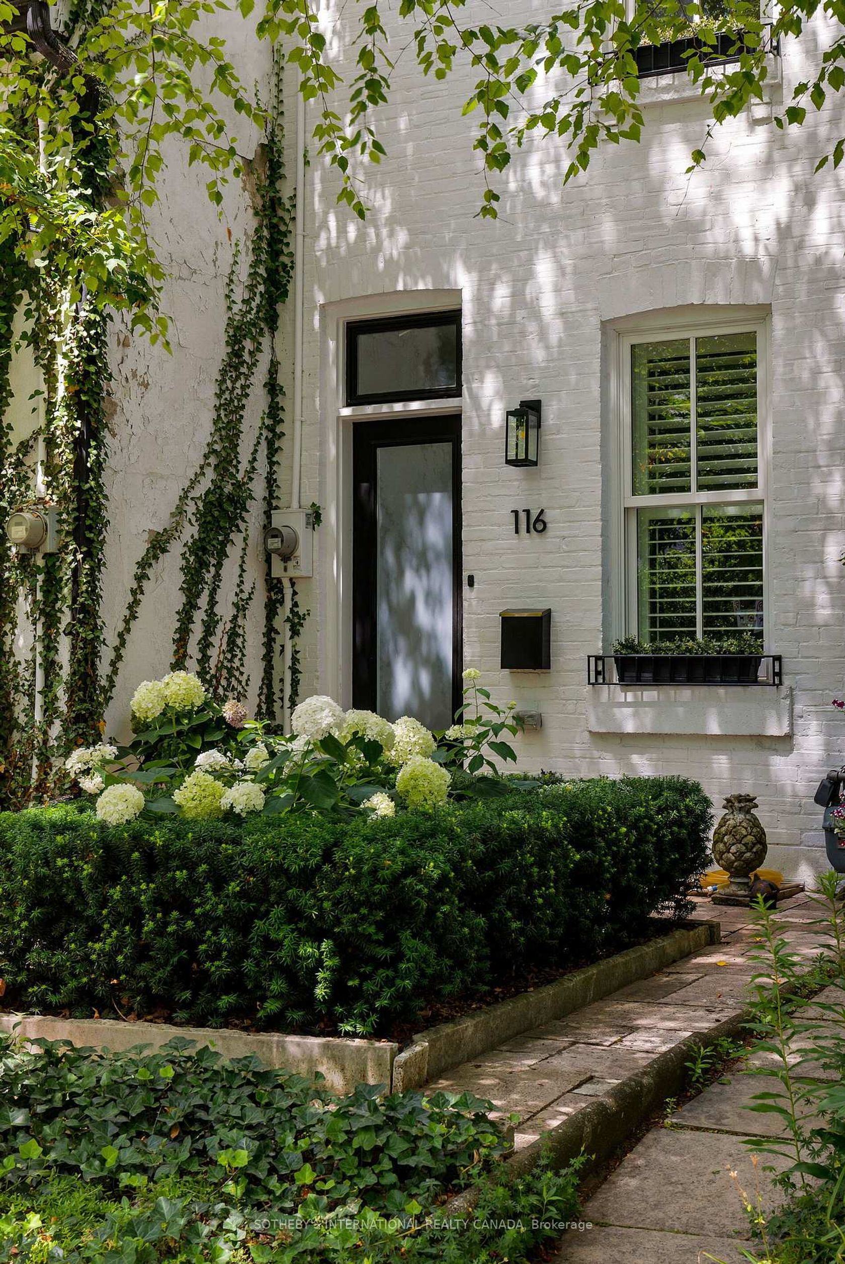 116 Shaftesbury Avenue, Moore Park, Toronto 