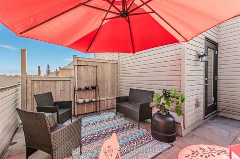 Photo 16 at 50 - 68 Winston Park Boulevard, CFB, Toronto