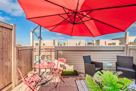 Photo 17 at 50 - 68 Winston Park Boulevard, CFB, Toronto