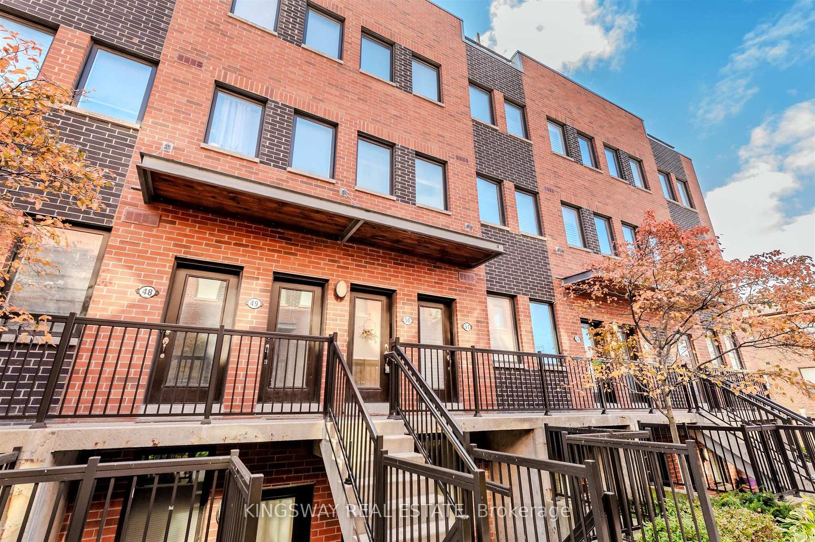 50 - 68 Winston Park Boulevard, CFB, Toronto 