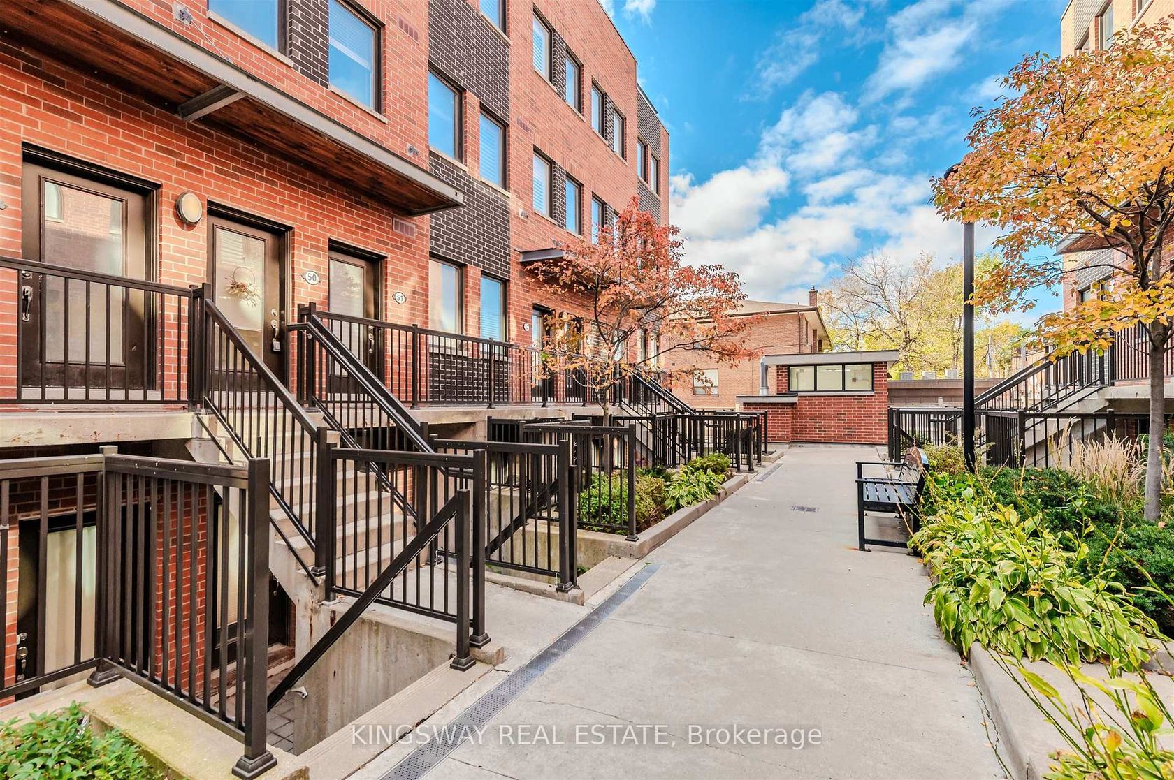 Photo 18 at 50 - 68 Winston Park Boulevard, CFB, Toronto Photo 18 at 50 - 68 Winston Park Boulevard, CFB, Toronto