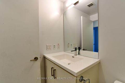 Photo 16 at 1102 - 38 Honeycrisp Crescent, Vaughan Corporate Centre, Vaughan