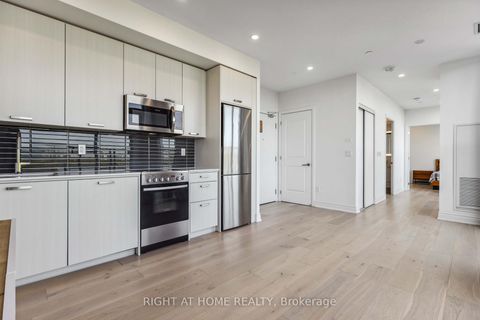 Photo 5 at PH801 - 2301 Danforth Avenue, Danforth, Toronto