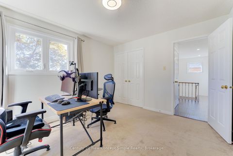 Photo 28 at 12 Kilbarry Court, South Richvale, Richmond Hill