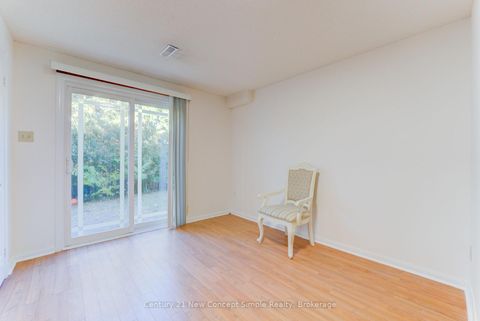 Photo 35 at 12 Kilbarry Court, South Richvale, Richmond Hill