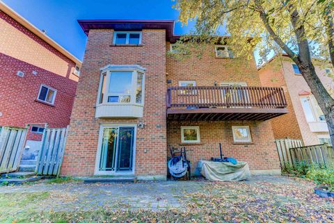 Photo 39 at 12 Kilbarry Court, South Richvale, Richmond Hill