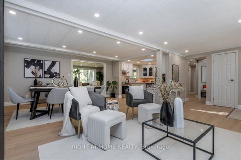 Photo 7 at 18 Riverview Circle, Rural Innisfil, Innisfil