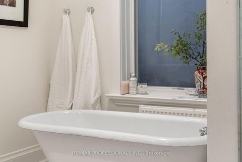 Photo 28 at 79 Fermanagh Avenue, Roncesvalles, Toronto