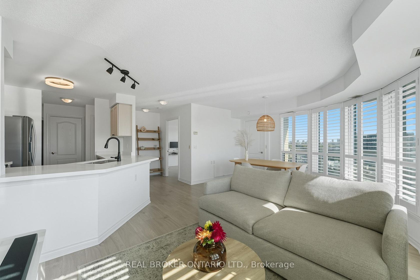 Photo 3 at 704 - 1030 Sheppard Avenue W, Bathurst Manor, Toronto Photo 3 at 704 - 1030 Sheppard Avenue W, Bathurst Manor, Toronto