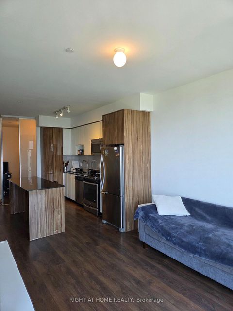 Photo 5 at 2801 - 9 Valhalla Inn Road, City Centre West, Toronto