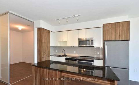 Photo 7 at 2801 - 9 Valhalla Inn Road, City Centre West, Toronto