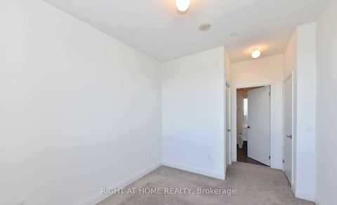 Photo 11 at 2801 - 9 Valhalla Inn Road, City Centre West, Toronto