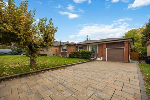 Photo 0 at 8 Burke Street, Newtonbrook West, Toronto