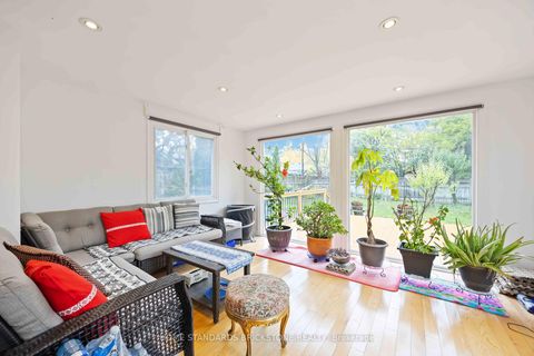 Photo 13 at 8 Burke Street, Newtonbrook West, Toronto