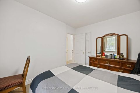 Photo 18 at 8 Burke Street, Newtonbrook West, Toronto