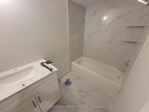 Photo 11 at 50 Beresford Drive, Langstaff, Richmond Hill