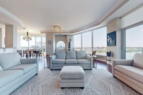 Photo 10 at Ph06 - 37 Ellen Street, Lakeshore, Barrie