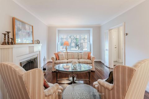 Photo 6 at 79 Parkhurst Boulevard, Leaside, Toronto Photo 6 at 79 Parkhurst Boulevard, Leaside, Toronto