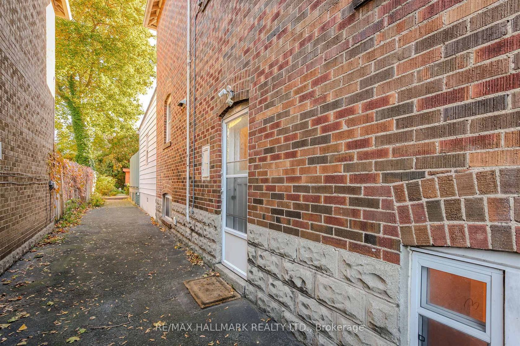 Photo 31 at 79 Parkhurst Boulevard, Leaside, Toronto Photo 31 at 79 Parkhurst Boulevard, Leaside, Toronto