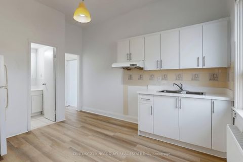 Photo 6 at 229 Bellwoods Avenue, Bellwoods, Toronto