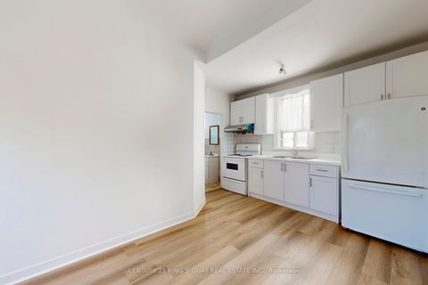 Photo 9 at 229 Bellwoods Avenue, Bellwoods, Toronto