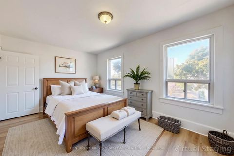 Photo 15 at 229 Bellwoods Avenue, Bellwoods, Toronto Photo 15 at 229 Bellwoods Avenue, Bellwoods, Toronto