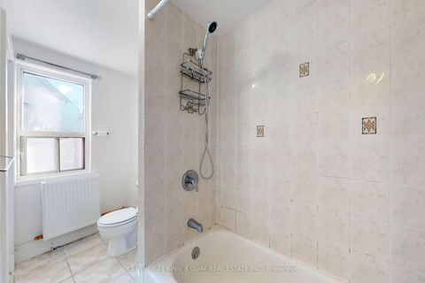 Photo 36 at 229 Bellwoods Avenue, Bellwoods, Toronto