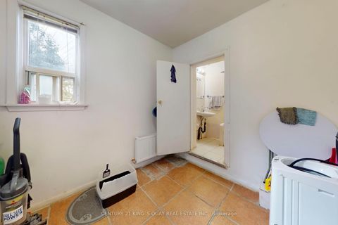 Photo 43 at 229 Bellwoods Avenue, Bellwoods, Toronto