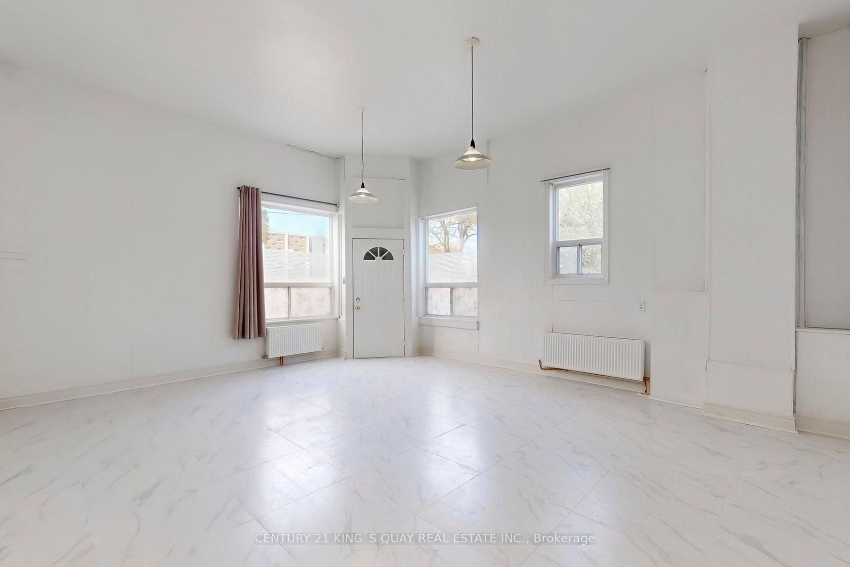 Photo 4 at 229 Bellwoods Avenue, Bellwoods, Toronto Photo 4 at 229 Bellwoods Avenue, Bellwoods, Toronto