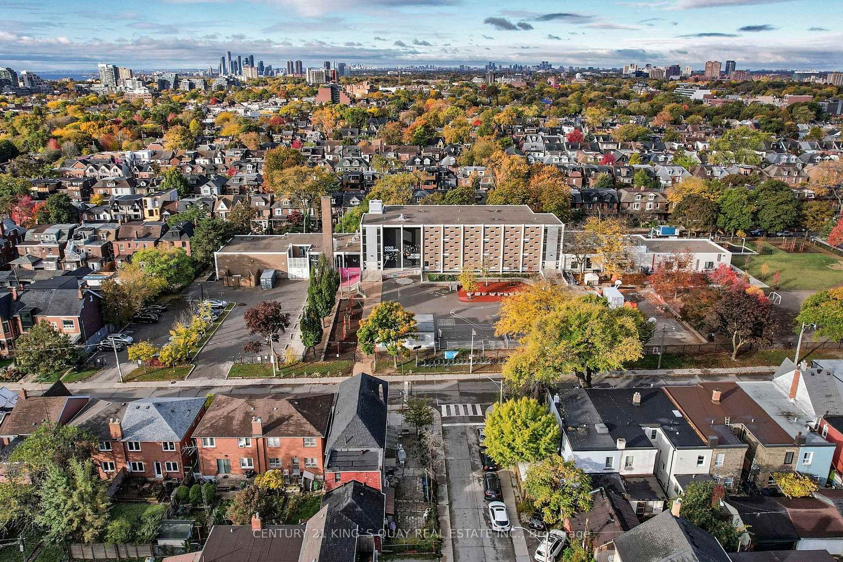 Photo 49 at 229 Bellwoods Avenue, Bellwoods, Toronto Photo 49 at 229 Bellwoods Avenue, Bellwoods, Toronto