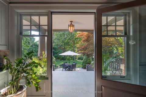 Photo 3 at 270 Indian Road, Swansea, Toronto