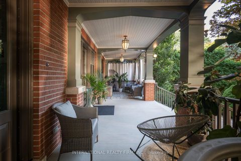 Photo 5 at 270 Indian Road, Swansea, Toronto