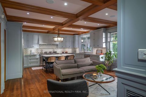 Photo 7 at 270 Indian Road, Swansea, Toronto