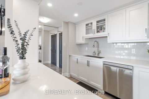 Photo 8 at 709 - 511 The West Mall, Etobicoke West Mall, Toronto