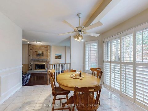 Photo 14 at 58 Samantha Circle, Doncrest, Richmond Hill