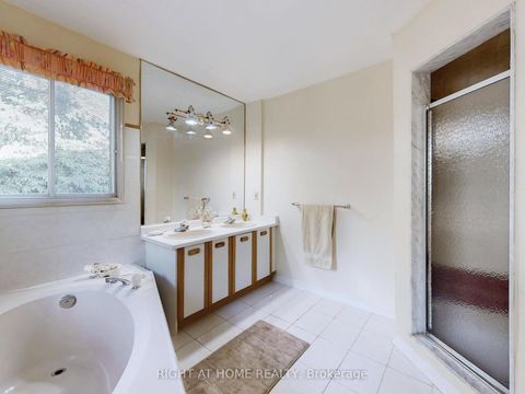 Photo 29 at 58 Samantha Circle, Doncrest, Richmond Hill