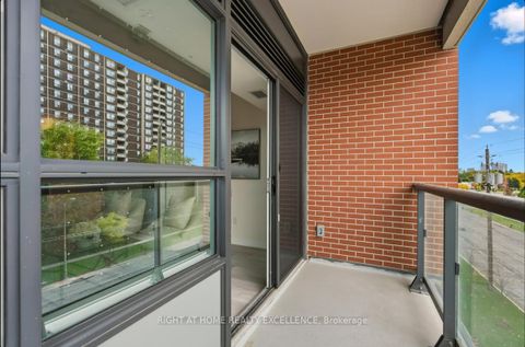 Photo 14 at 411 - 3260 SHEPPARD Avenue E, Sullivan, Toronto