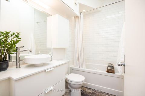 Photo 21 at 1007 Weston Road, Mount Dennis, Toronto