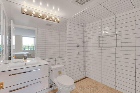 Photo 13 at 610 - 265 Ridley Boulevard, Nortown, Toronto